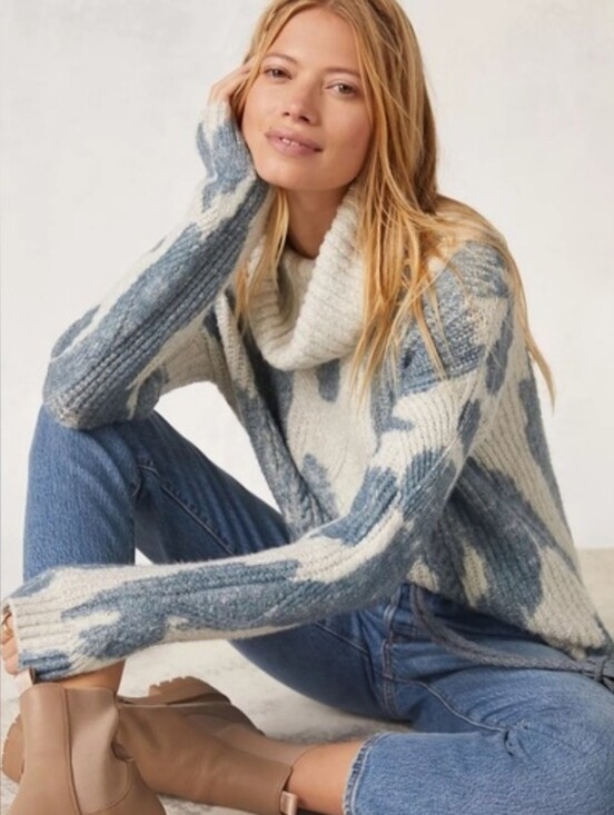 Anthropologie Sweaters - Anthropologie Pilcro Spotted Turtleneck Chunky Cable Knit Oversized Sweater M